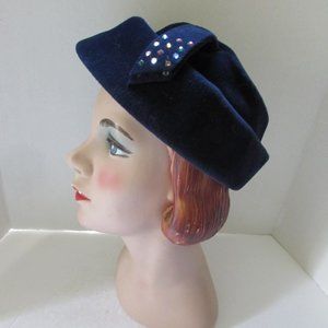 Sale Vintage Hat Midnight Blue Velour Made In Ita… - image 1